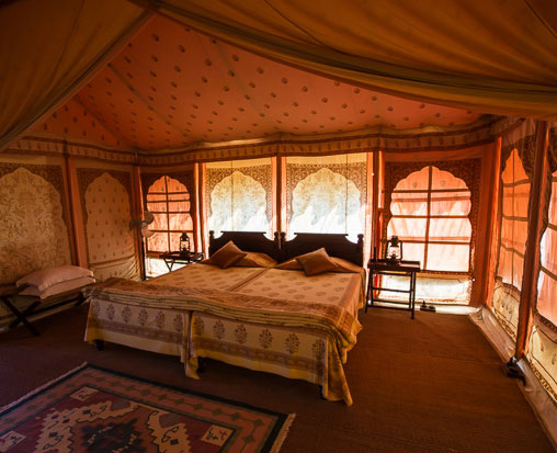 Deluxe Tent Room