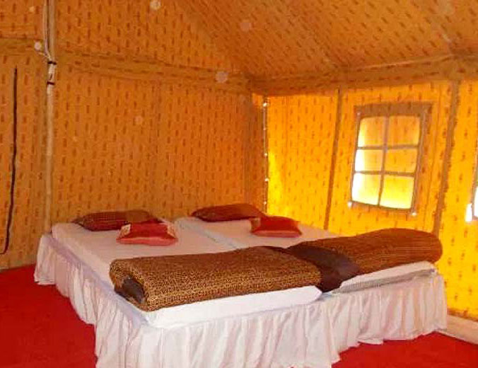 Deluxe Tent Room